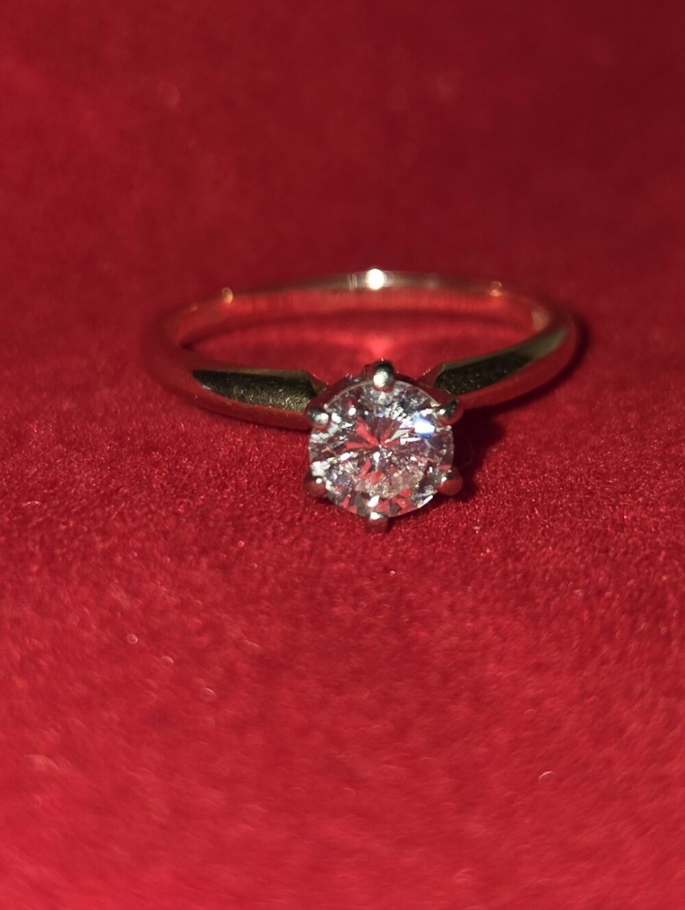Classic Solitaire Round-Cut Diamond Ring in Gold